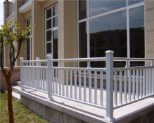 鋅鋼陽臺護欄價格規格多少錢一米？