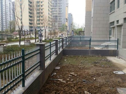 小區鋅鋼護欄為啥都在用這種？