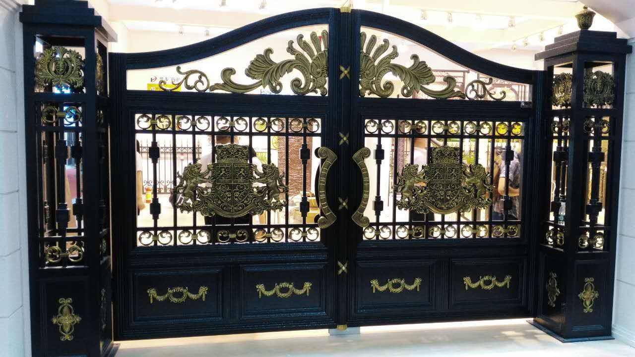 鋁藝大門為什么越來(lái)越受到客戶的喜愛?