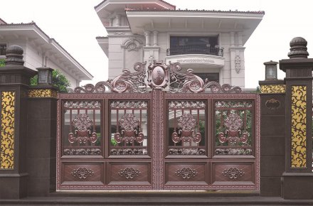 庭院鋁藝大門的優(yōu)點詳細介紹