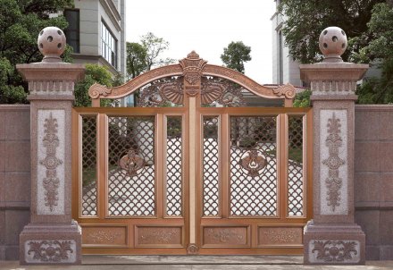 <b>別墅鋁藝大門進行噴漆的妙招</b>