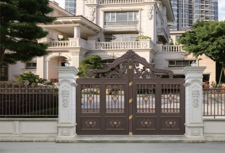 別墅鋁藝大門常見的風格