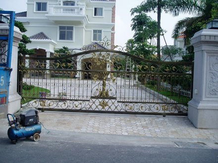 自建房鐵藝門訂做T22庭院門