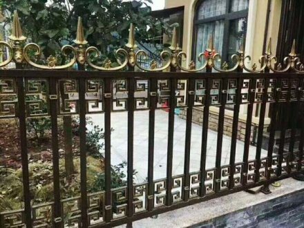 鋁藝護欄褪色、掉漆怎么辦？